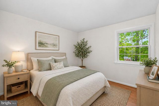 9361 TARTAN VIEW DR, Fairfax, VA 22032
