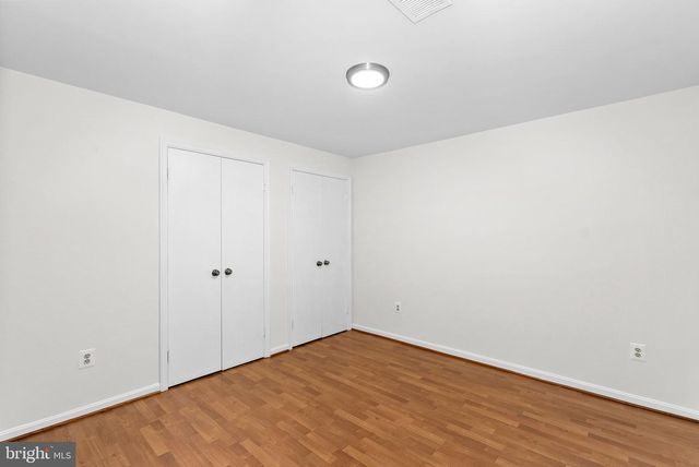 9361 TARTAN VIEW DR, Fairfax, VA 22032