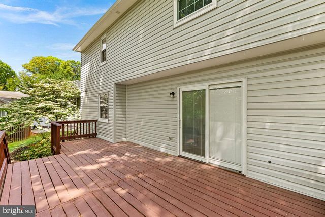 9361 TARTAN VIEW DR, Fairfax, VA 22032