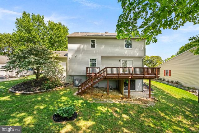 9361 TARTAN VIEW DR, Fairfax, VA 22032