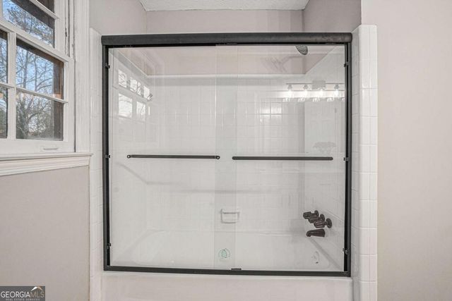 2912 Hickory Trail, Snellville, GA 30078