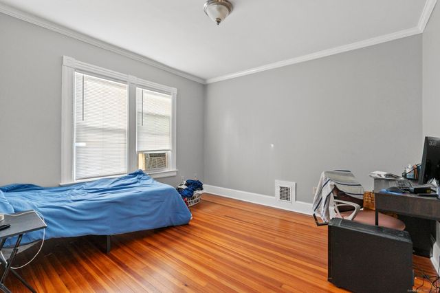 276 Oxford Street, Hartford, CT 06105