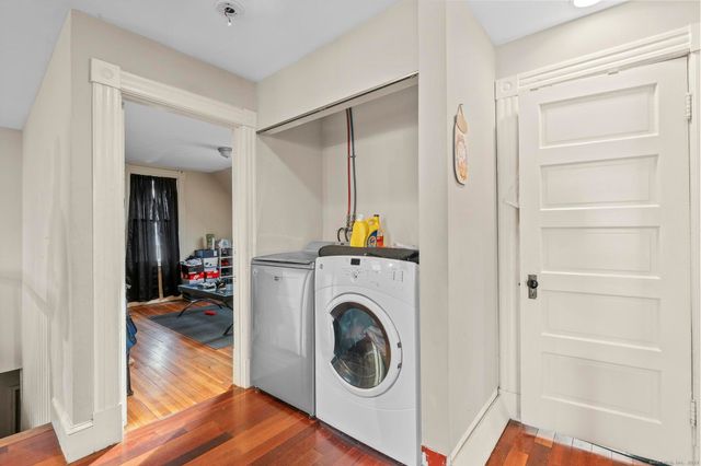 276 Oxford Street, Hartford, CT 06105