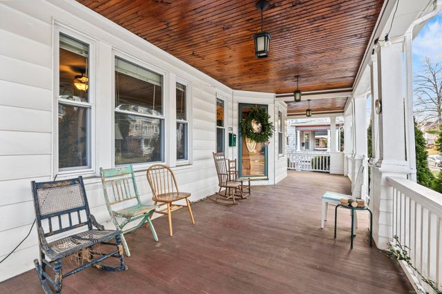 276 Oxford Street, Hartford, CT 06105