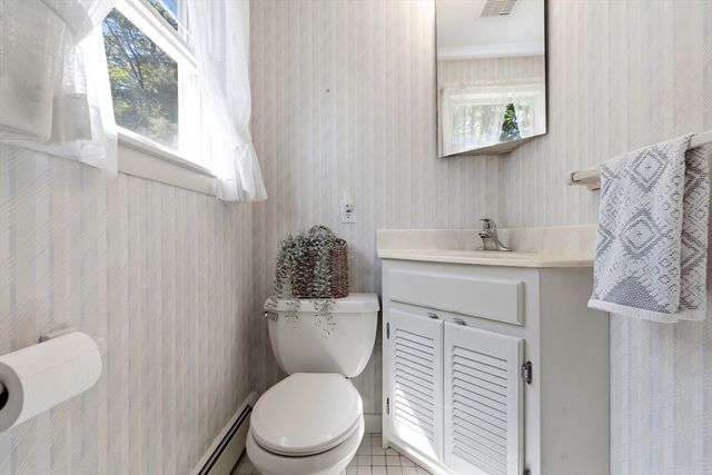23 Gloria Circle, Burlington, MA 01803