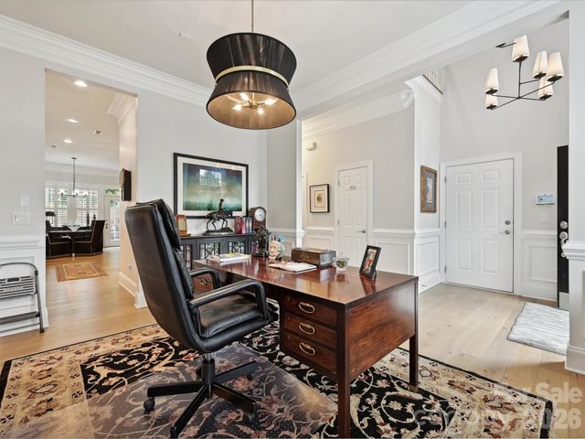 6309 Wakehurst Road, Charlotte, NC 28226