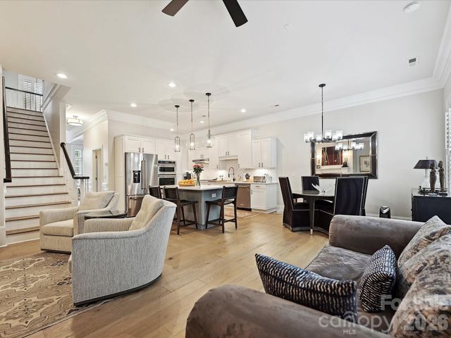 6309 Wakehurst Road, Charlotte, NC 28226
