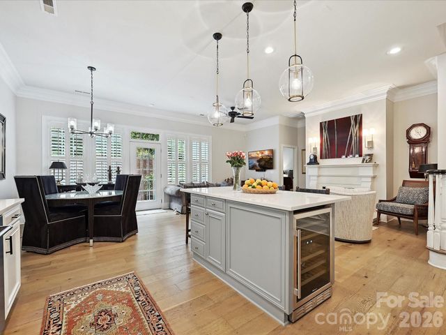 6309 Wakehurst Road, Charlotte, NC 28226