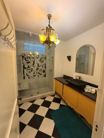 3918A Bowser Ave, Dallas, TX 75219