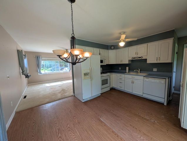 553 Park AVENUE, Delavan, WI 53115