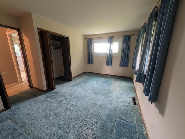 553 Park AVENUE, Delavan, WI 53115