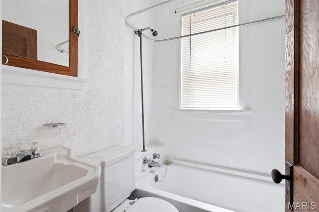 4148 Humphrey Street, St Louis, MO 63116