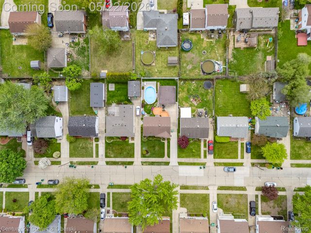 33501 Leona Street, Garden City, MI 48135