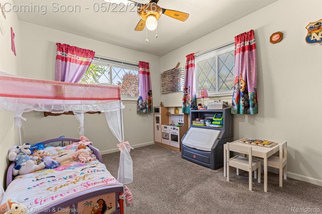 33501 Leona Street, Garden City, MI 48135