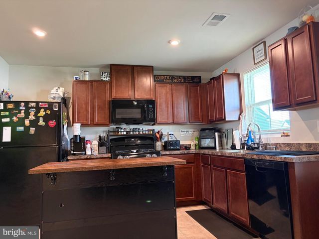 276 RHEA DR, Martinsburg, WV 25403