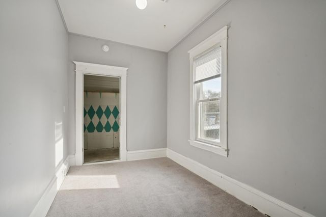 3447 2nd Street N, Minneapolis, MN 55412