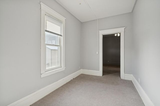 3447 2nd Street N, Minneapolis, MN 55412