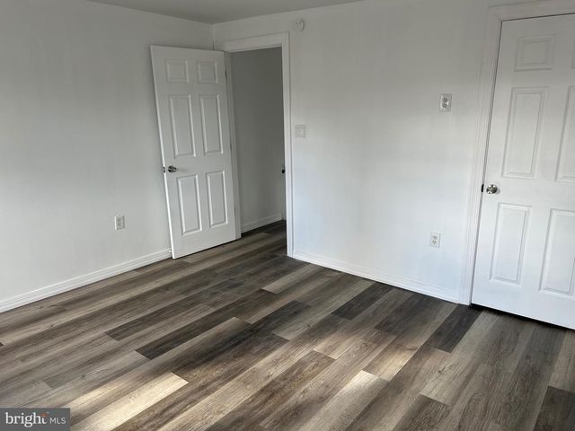 839 E GRAND AVE, Tower City, PA 17980