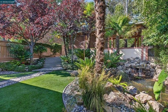 3402 Hall Ln, Lafayette, CA 94549