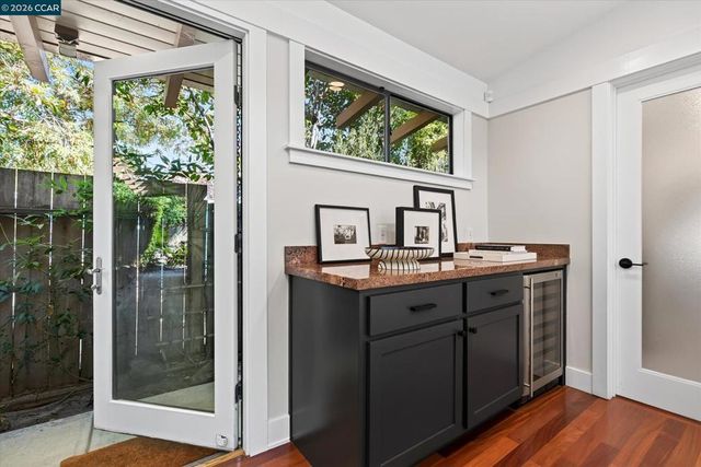 3402 Hall Ln, Lafayette, CA 94549