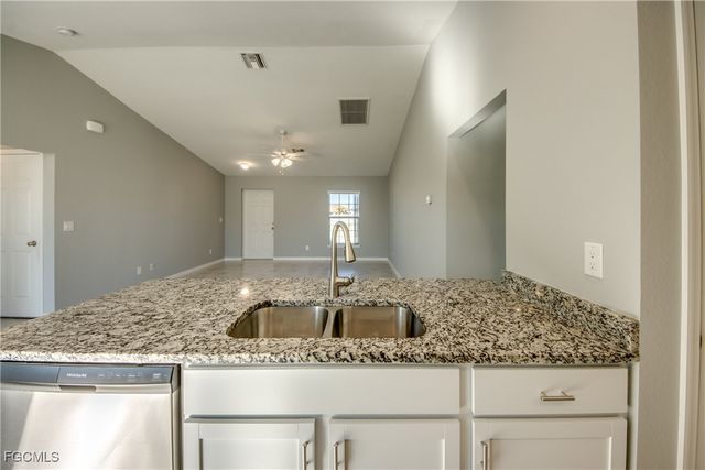 2421 NW 7th PL, Cape Coral, FL 33993