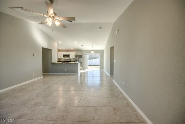 2421 NW 7th PL, Cape Coral, FL 33993