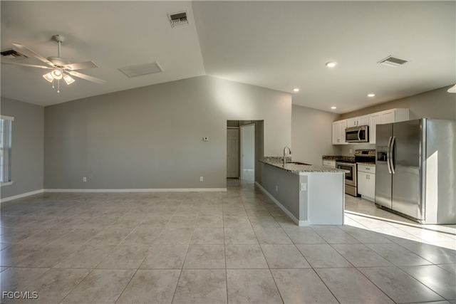 2421 NW 7th PL, Cape Coral, FL 33993