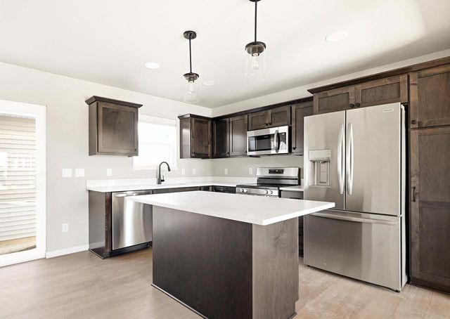 823 Indigo Lane, Waunakee, WI 53597