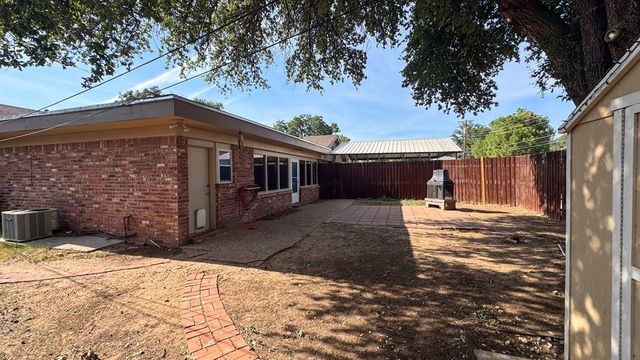 4 Amhurst Court, Midland, TX 79705