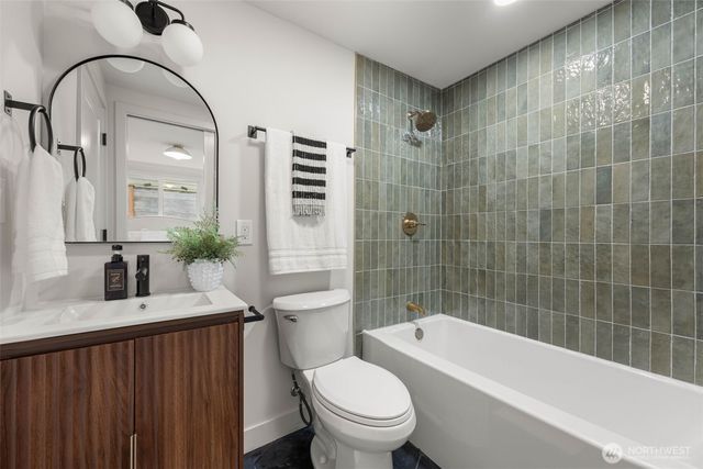 10852 4th Avenue S, Seattle, WA 98168