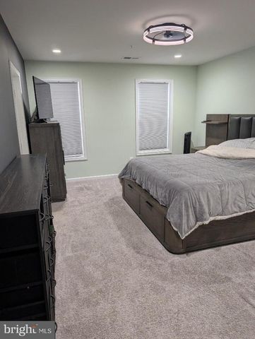 43174 LUTTRELL SQ, Ashburn, VA 20148