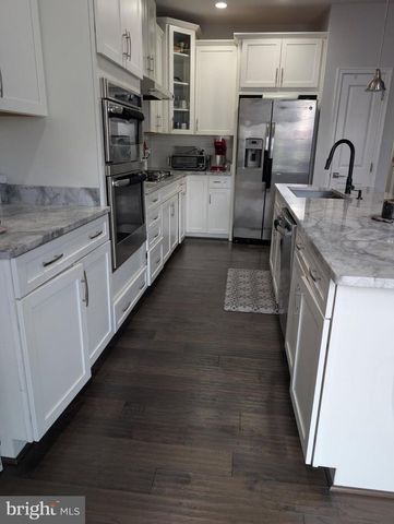 43174 LUTTRELL SQ, Ashburn, VA 20148