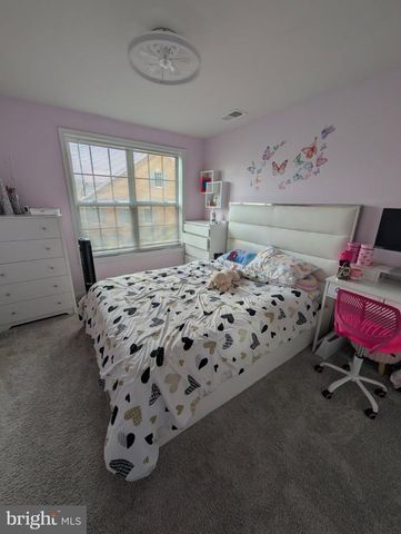 43174 LUTTRELL SQ, Ashburn, VA 20148