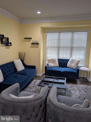 43174 LUTTRELL SQ, Ashburn, VA 20148