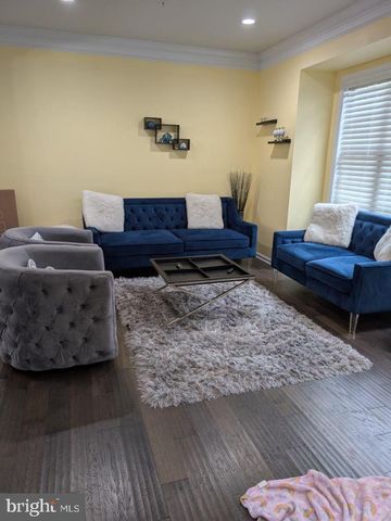 43174 LUTTRELL SQ, Ashburn, VA 20148