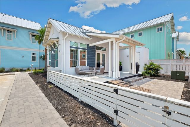 600 Center Square North 25, Port Aransas, TX 78373