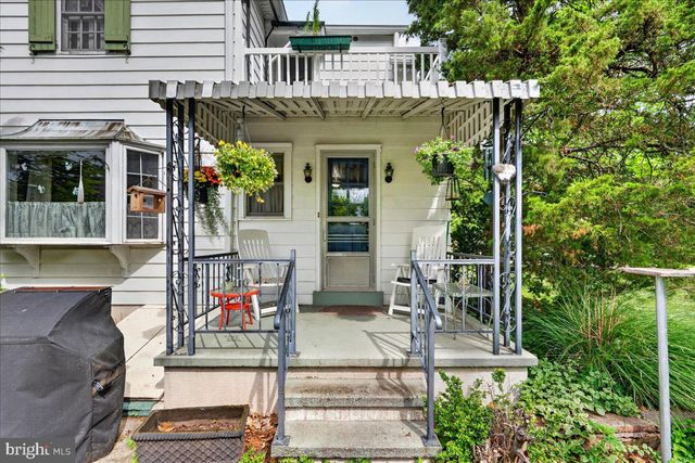 200 QUAKERTOWN AVE, Pennsburg, PA 18073