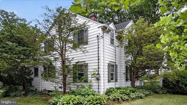 200 QUAKERTOWN AVE, Pennsburg, PA 18073