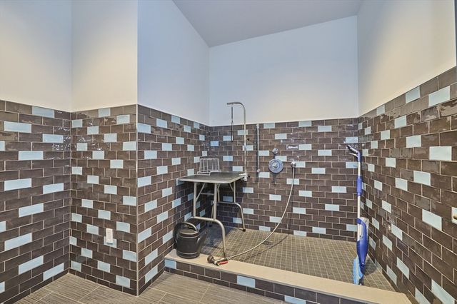140 Shawmut Ave 1B, Boston, MA 02118