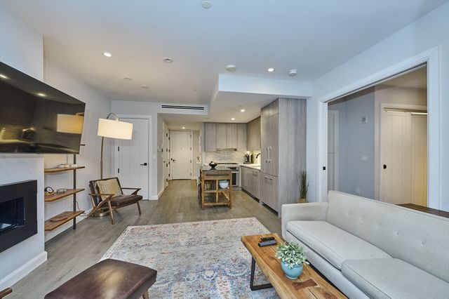 140 Shawmut Ave 1B, Boston, MA 02118