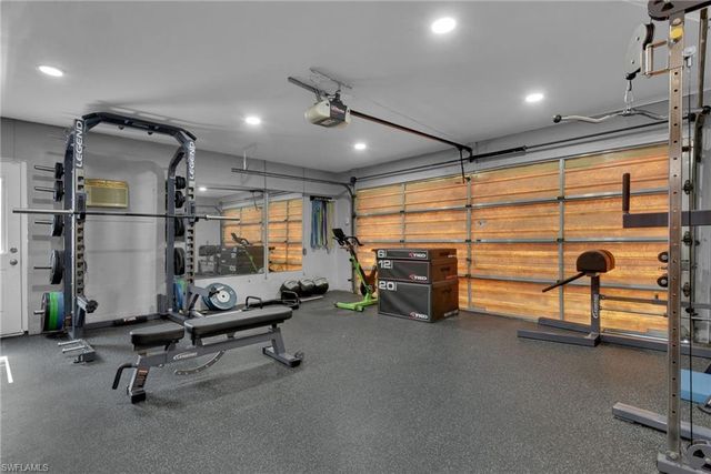 2413 Dover AVE, Fort Myers, FL 33907
