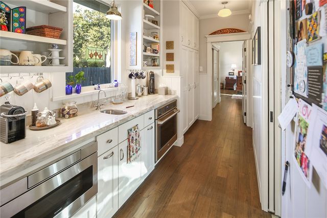 1016 Holt Street, College Station, TX 77840