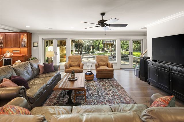 1016 Holt Street, College Station, TX 77840