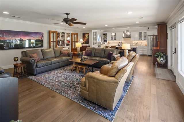 1016 Holt Street, College Station, TX 77840