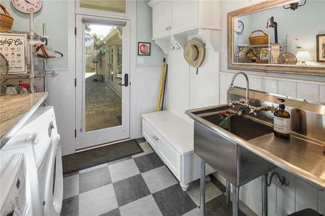 1016 Holt Street, College Station, TX 77840