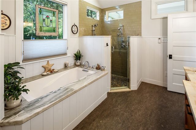 1016 Holt Street, College Station, TX 77840