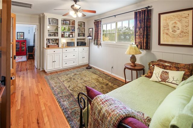 1016 Holt Street, College Station, TX 77840