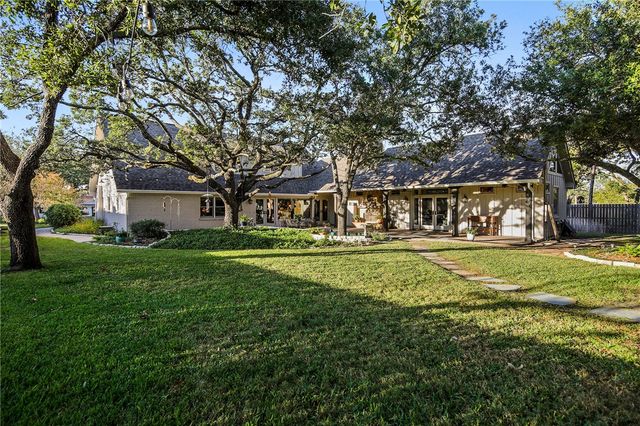 1016 Holt Street, College Station, TX 77840