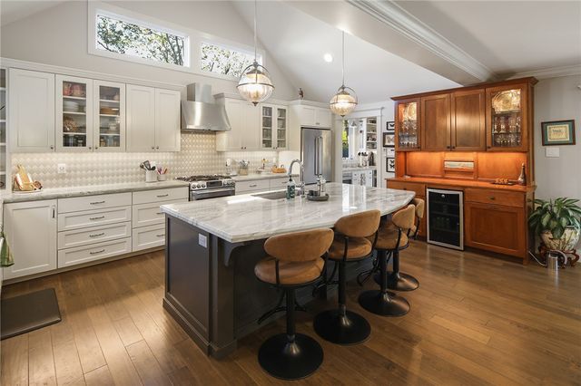 1016 Holt Street, College Station, TX 77840