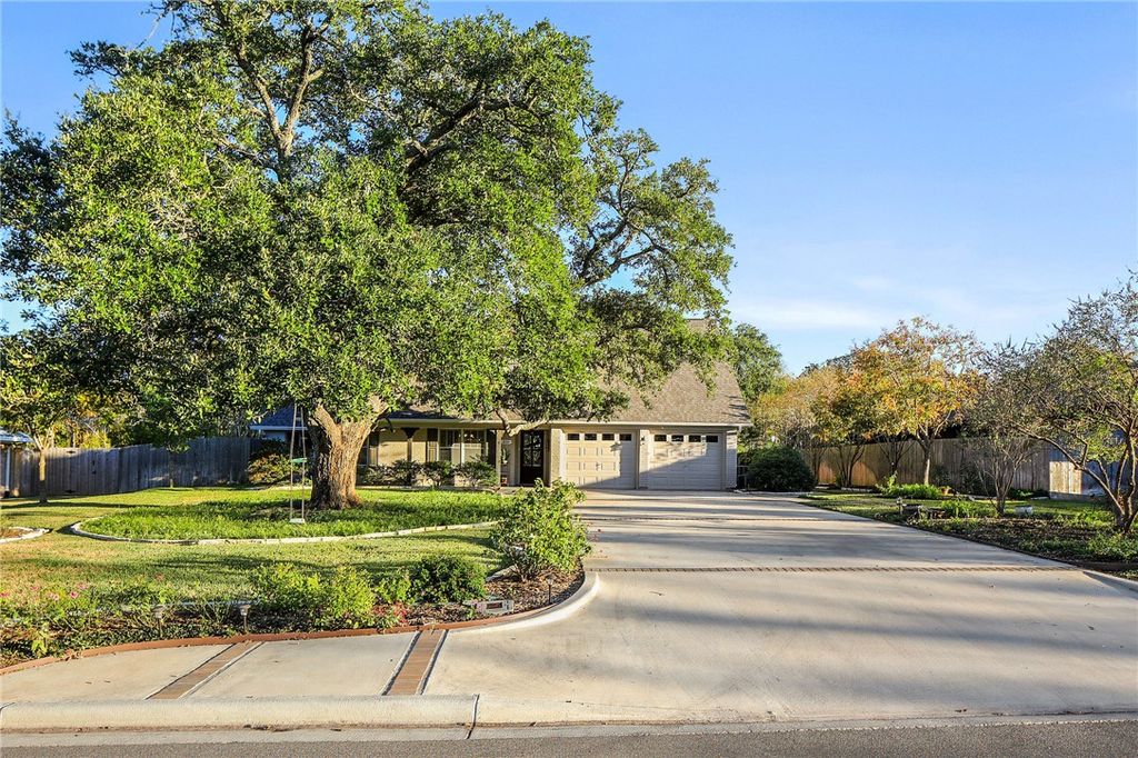 1016 Holt Street, College Station, TX 77840